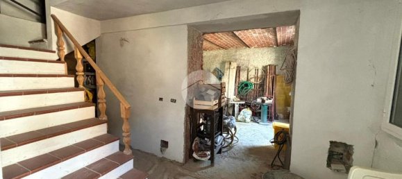 Дом с 3 спальнями в Пенанго, Италия № 263974 21