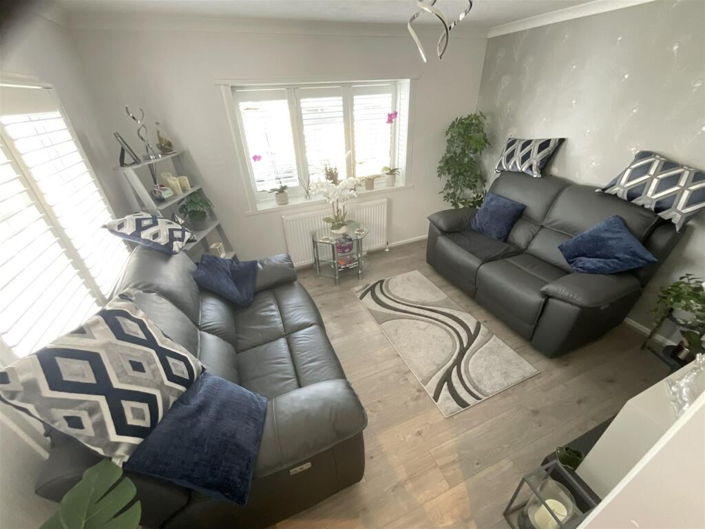 1 غرف نوم موقف سيارات في Essex, United Kingdom رقم 4080