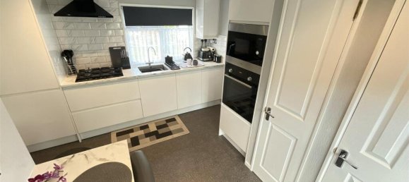 1 غرف نوم موقف سيارات في Essex, United Kingdom رقم 4080 3