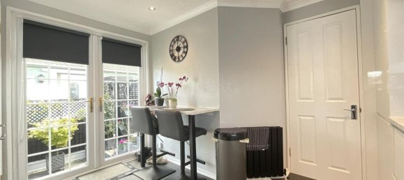 1 غرف نوم موقف سيارات في Essex, United Kingdom رقم 4080 4