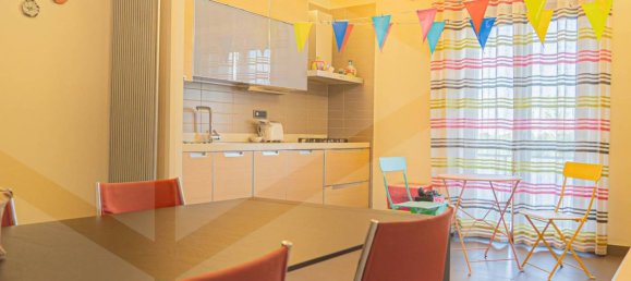 3 rooms Apartment in Bari, Italy No. 29806 11