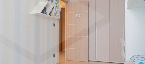 3 rooms Apartment in Bari, Italy No. 29806 29