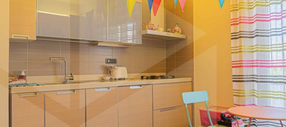 3 rooms Apartment in Bari, Italy No. 29806 13