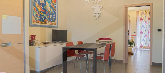 3 rooms Apartment in Bari, Italy No. 29806 15