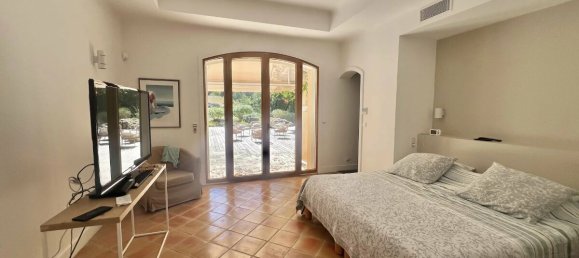 6 bedrooms Castles in Aix-en-Provence, France No. 298646 21