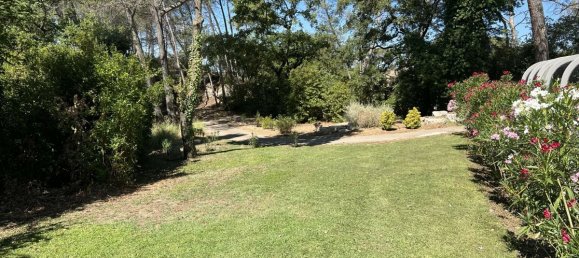 6 bedrooms Castles in Aix-en-Provence, France No. 298646 8