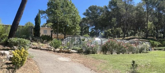 6 bedrooms Castles in Aix-en-Provence, France No. 298646 2