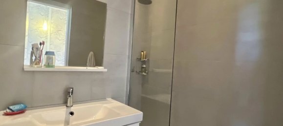 6 bedrooms Castles in Aix-en-Provence, France No. 298646 25