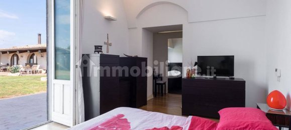4 Schlafzimmer Villa in Ragusa, Italy, Nr. 129240 8