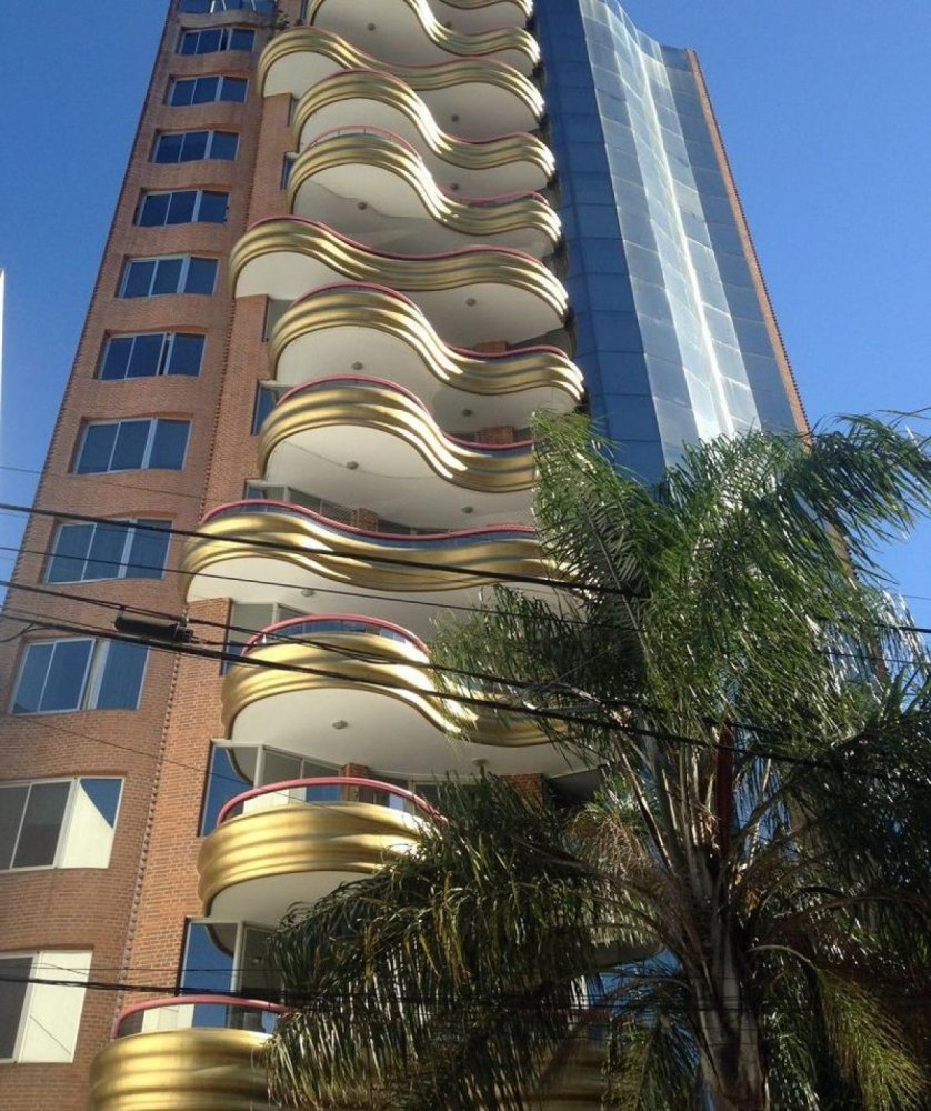 Apartamento de 3 dormitorios en Bermúdez, Argentina No. 1362