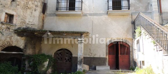 2 bedrooms Apartment in Capestrano, Italy No. 278964 3