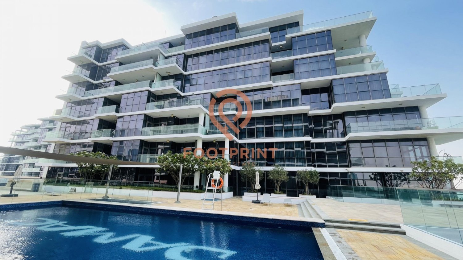 Apartamento T3 em Dubai, UAE N.º 24407