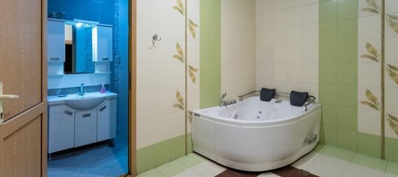 9 bedrooms House in Sabunchu, Azerbaijan No. 1203 10