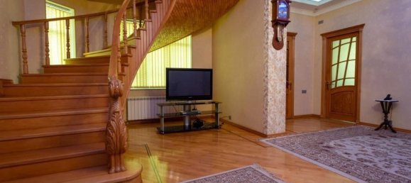 9 bedrooms House in Sabunchu, Azerbaijan No. 1203 5