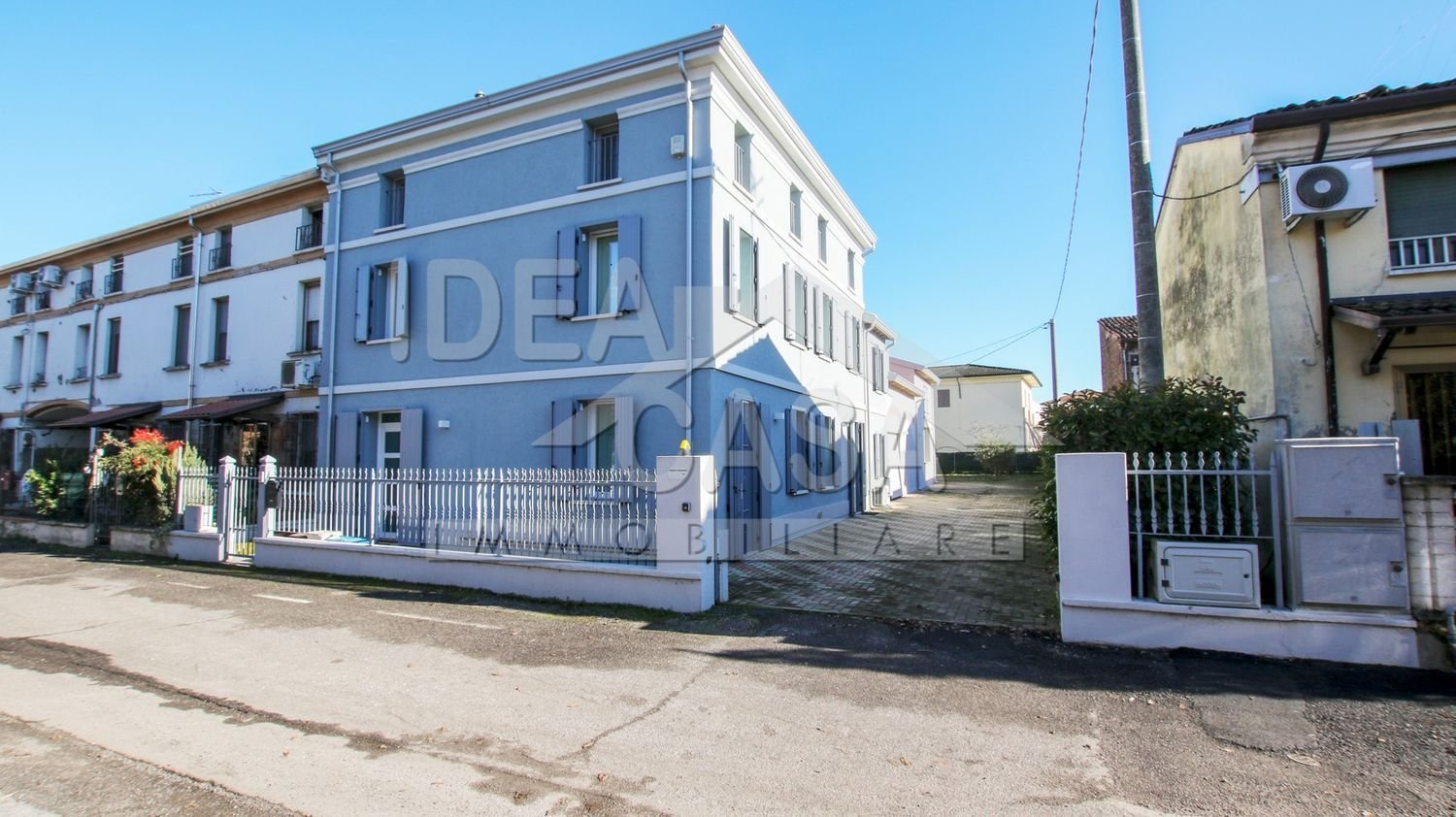 6غرفة منزل في San Giacomo delle Segnate, Italy رقم 78771