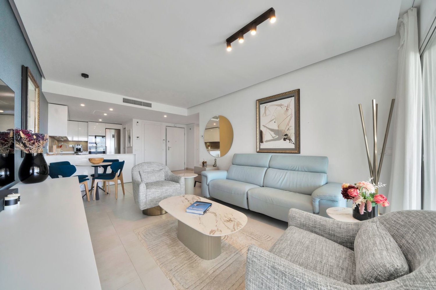 3 bedrooms Duplex in Marbella, Spain No. 103790