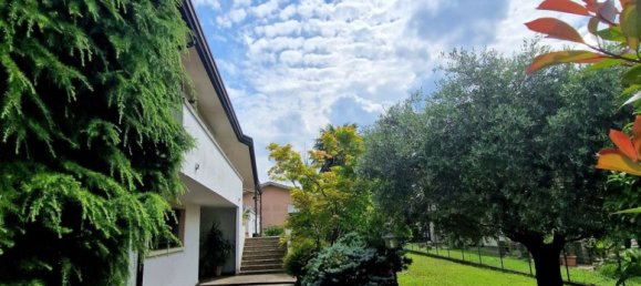 Villa de 9 habitaciónes en Bovolenta, Italy No. 60474 34