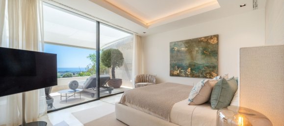 3 bedrooms Apartment in La Quinta, Spain No. 143489 5