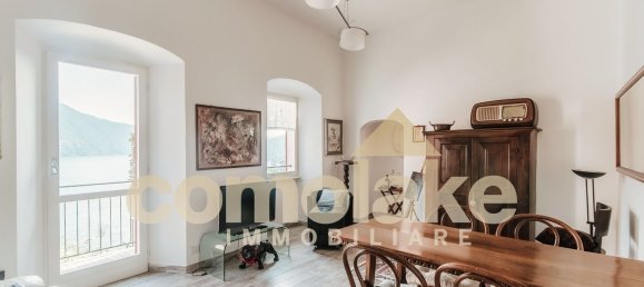 3 rooms Apartment in Moltrasio, Italy No. 124739 8