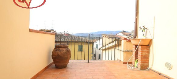 5 rooms Apartment in Laterina Pergine Valdarno, Italy No. 228190 6