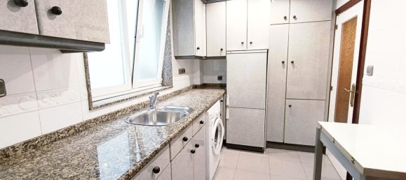 Apartamento de 3 dormitorios en Oviedo, Spain No. 151550 17