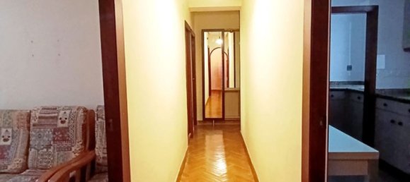 Apartamento de 3 dormitorios en Oviedo, Spain No. 151550 27