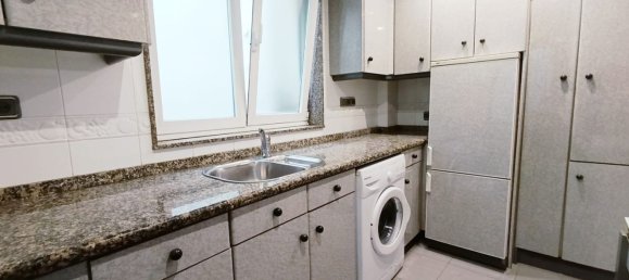 Apartamento de 3 dormitorios en Oviedo, Spain No. 151550 16