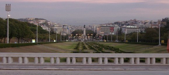 3 bedrooms Apartment in Lisbon, Portugal No. 161285 2