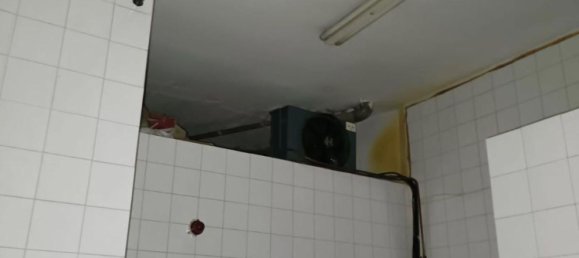  عقار تجاري في Cordoba, Spain 77متر مربع رقم 152413 2