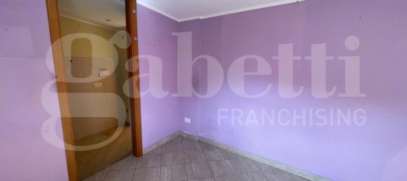 1 room Warehouse in Gaeta, Italy No. 324320 3