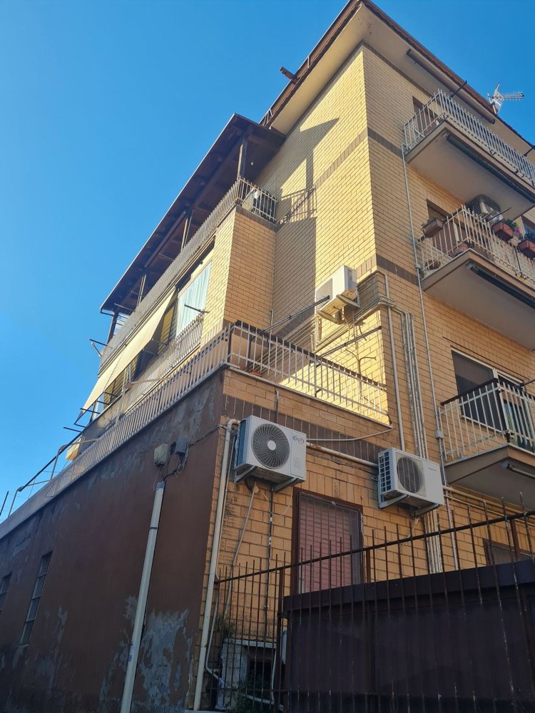 3 chambres Appartement à Rome, Italy No. 355924