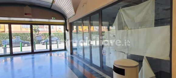 Коммерческая недвижимость с 1 комнатой в Лендинара, Италия № 55090 7