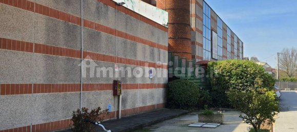 Коммерческая недвижимость с 1 комнатой в Лендинара, Италия № 55090 12