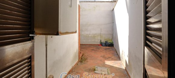 4-salle Appartement à Collepasso, Italy No. 228226 15