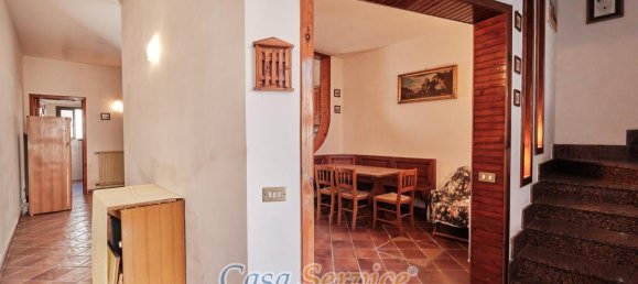 4-salle Appartement à Collepasso, Italy No. 228226 5