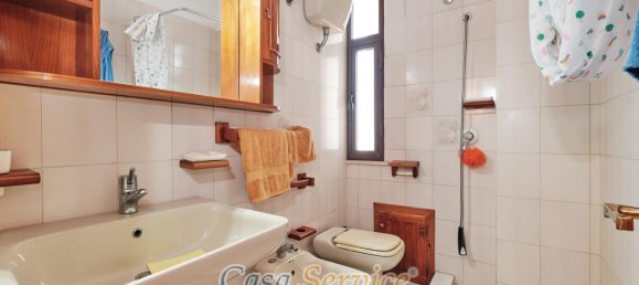 4-salle Appartement à Collepasso, Italy No. 228226 21