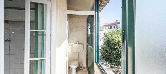 9 bedrooms Building in Lisbon, Portugal No. 86298 20