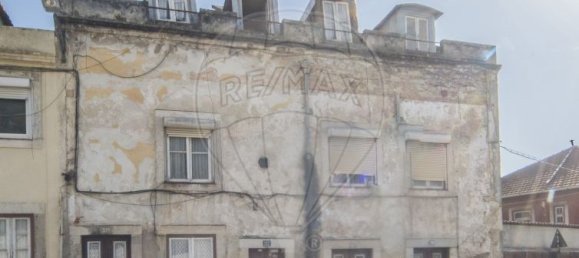 9 bedrooms Building in Lisbon, Portugal No. 86298 2