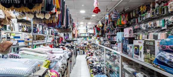 57m² Commercial property in Costa da Caparica, Portugal No. 191780 5