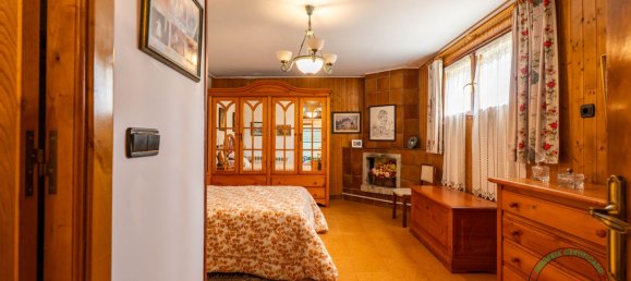 Casa de 4 dormitorios en Gijón, Spain No. 156547 2