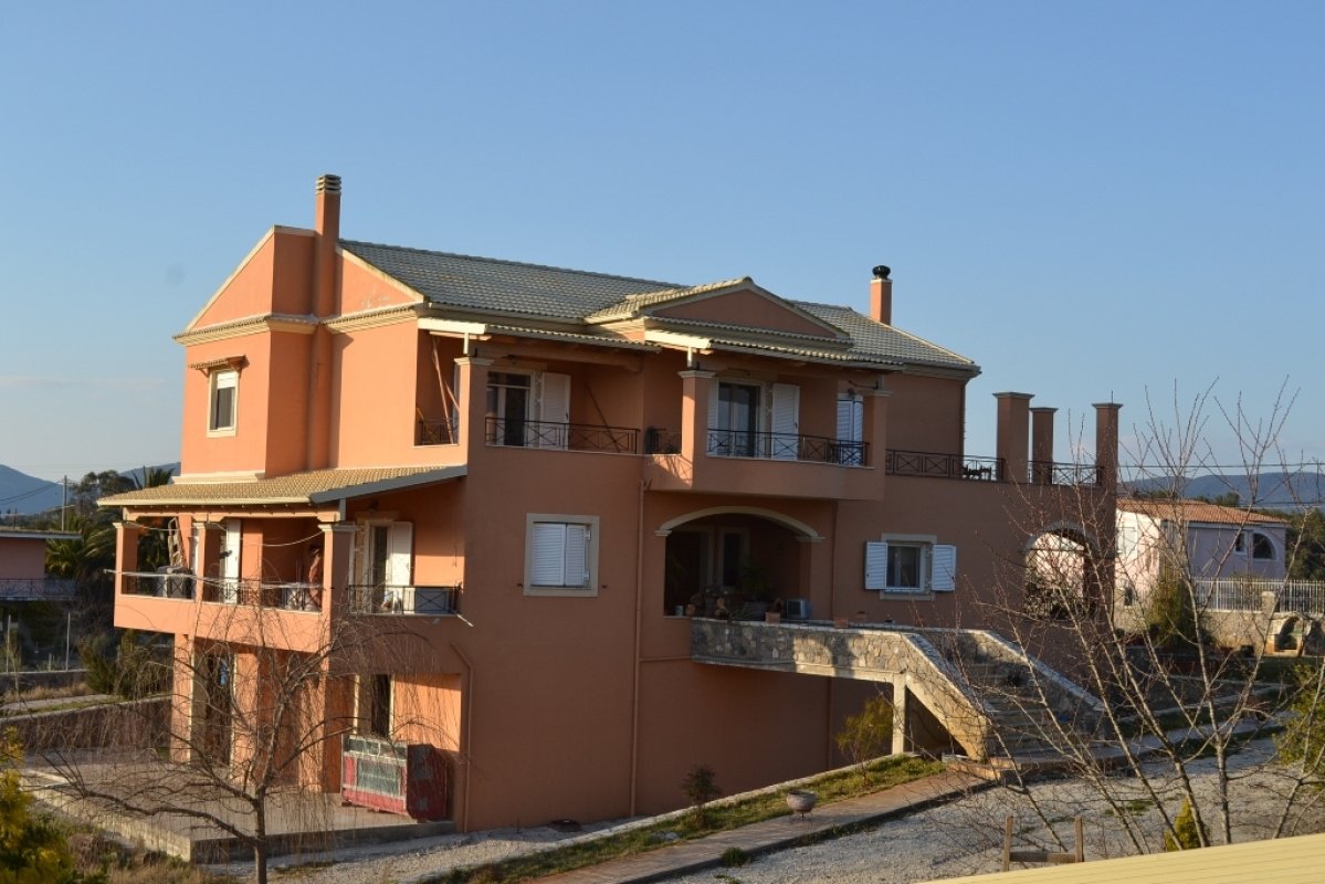9 dormitorios villa en venta en Corfu, Central Corfu and Diapontian Islands, Corfu, Ionian Islands, Peloponnese, Western Greece and the Ionian, Greece № 8903