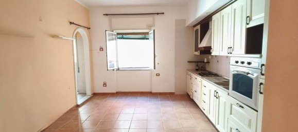 2 غرف نوم شقة في Portici, Italy رقم 350333 14