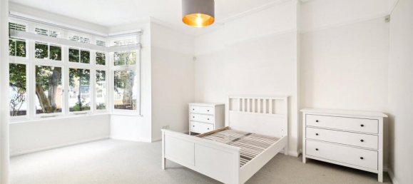 1 bedroom Apartment in London, United Kingdom No. 5282 4