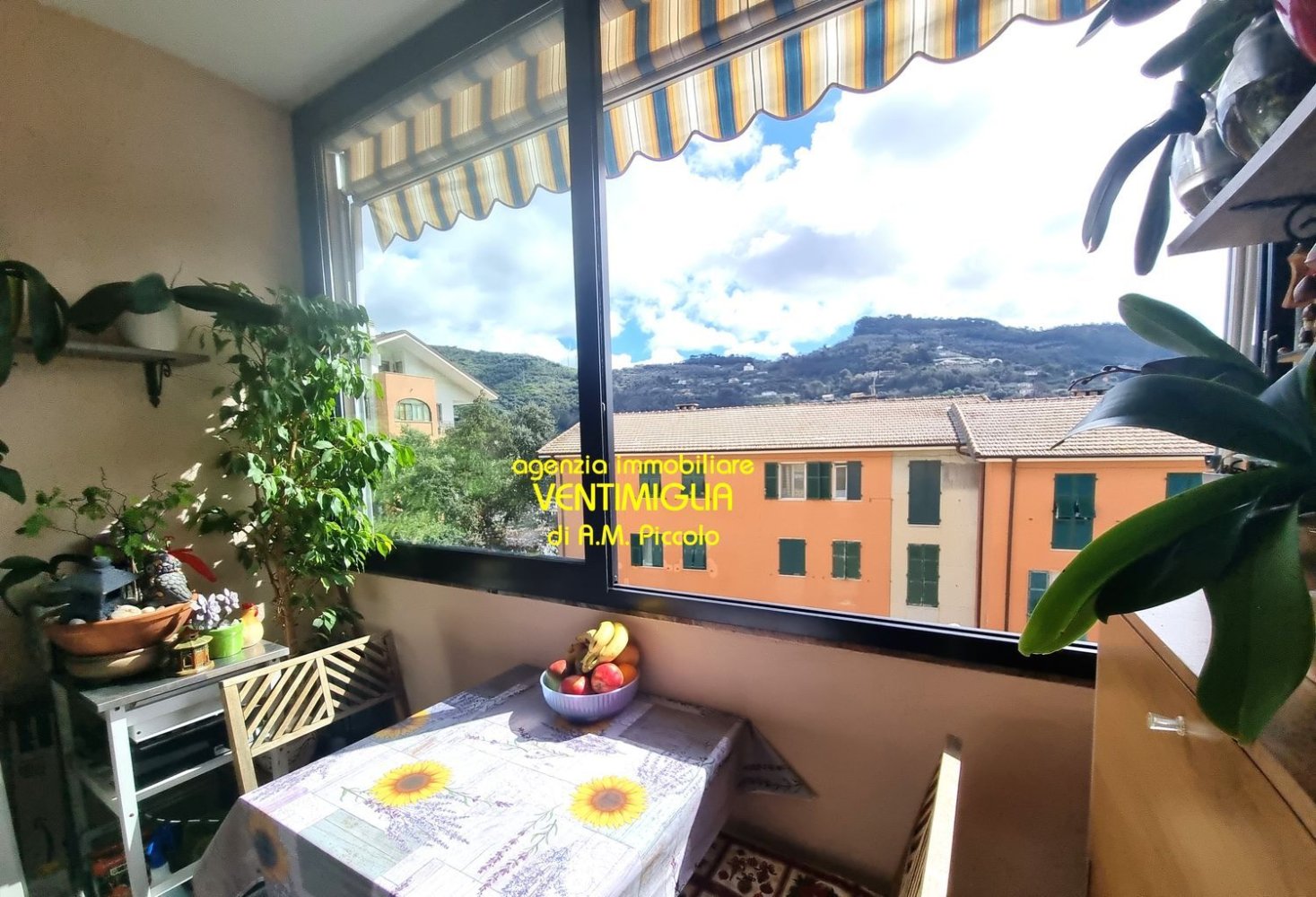 Apartamento de 4 habitaciónes en Camporosso, Italy No. 39252