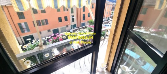 Apartamento de 4 habitaciónes en Camporosso, Italy No. 39252 2