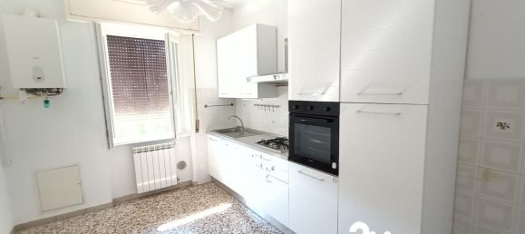 4 rooms Apartment in San Giuliano Terme, Italy No. 270368 5
