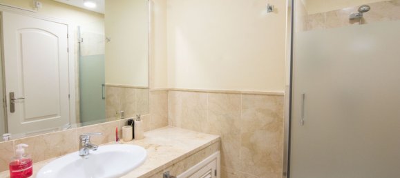 2 chambres Appartement à Marbella, Spain No. 147469 12