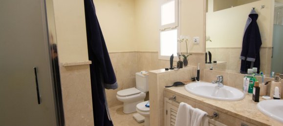 2 chambres Appartement à Marbella, Spain No. 147469 16