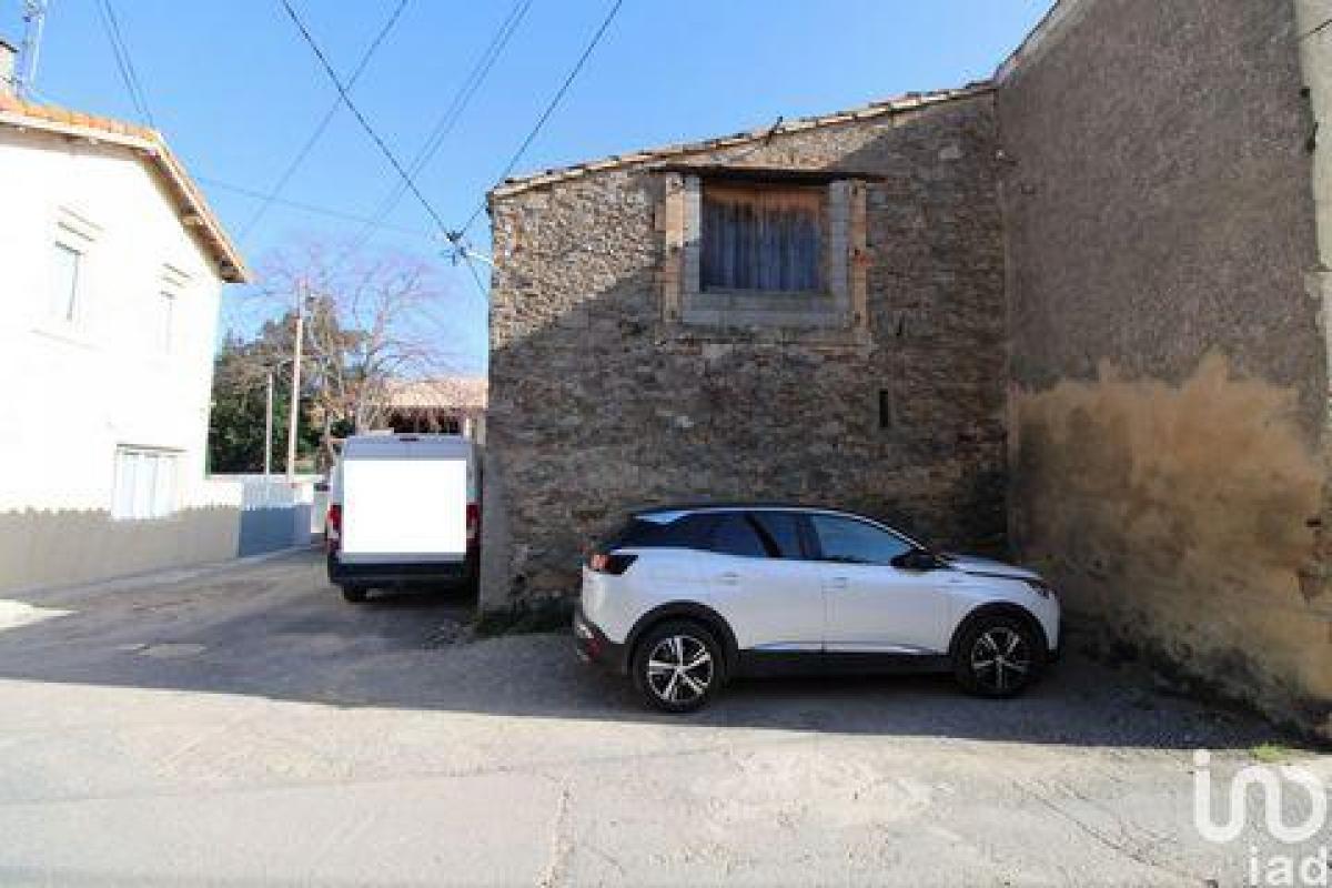 50m² Shop in Olonzac, France No. 20962