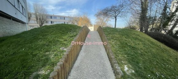 Apartamento de 3 dormitorios en Beynes, France No. 114432 6